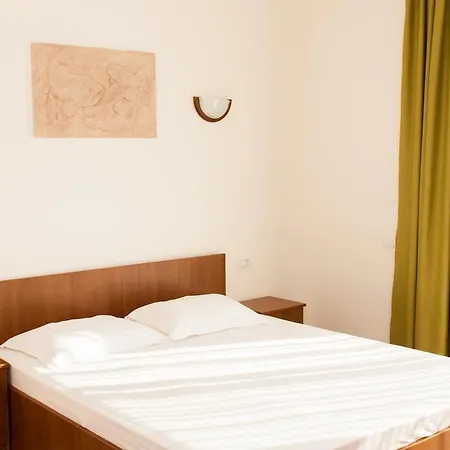 Complex Adal בקתה אפורי נורד