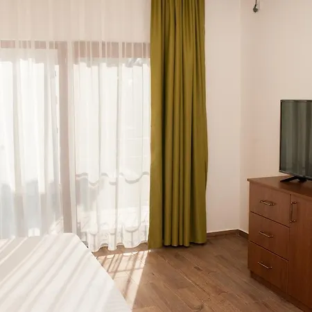 Complex Adal אפורי נורד