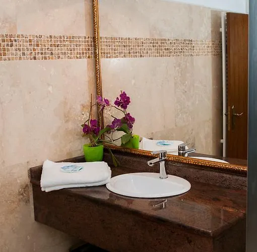 Complex Adal シャレー