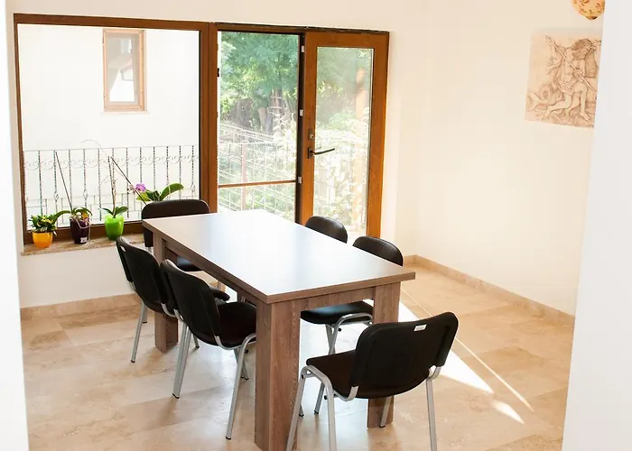 Complex Adal シャレー *