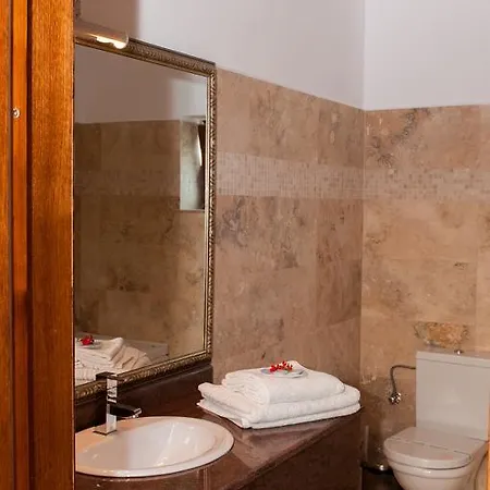 Complex Adal Chalé *