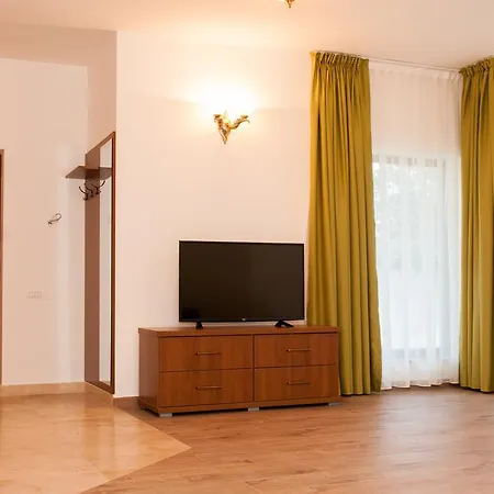 Alpesi faház Complex Adal *